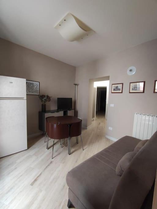 Dimora Tra Ciuchi E Poeti Apartment *